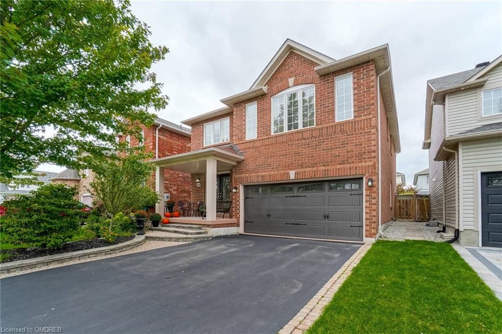 Single Family sold at 64 BABCOCK Crescent, Milton, Ontario, L9T 5R5 - DE Dempsey - MLS: 40170080