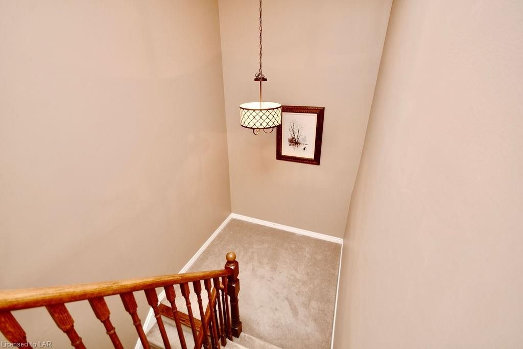 Single Family Residence sold at 27 Pearl Drive, Orillia, ON, L3V 0A5 - Westridge - MLS: 40170904