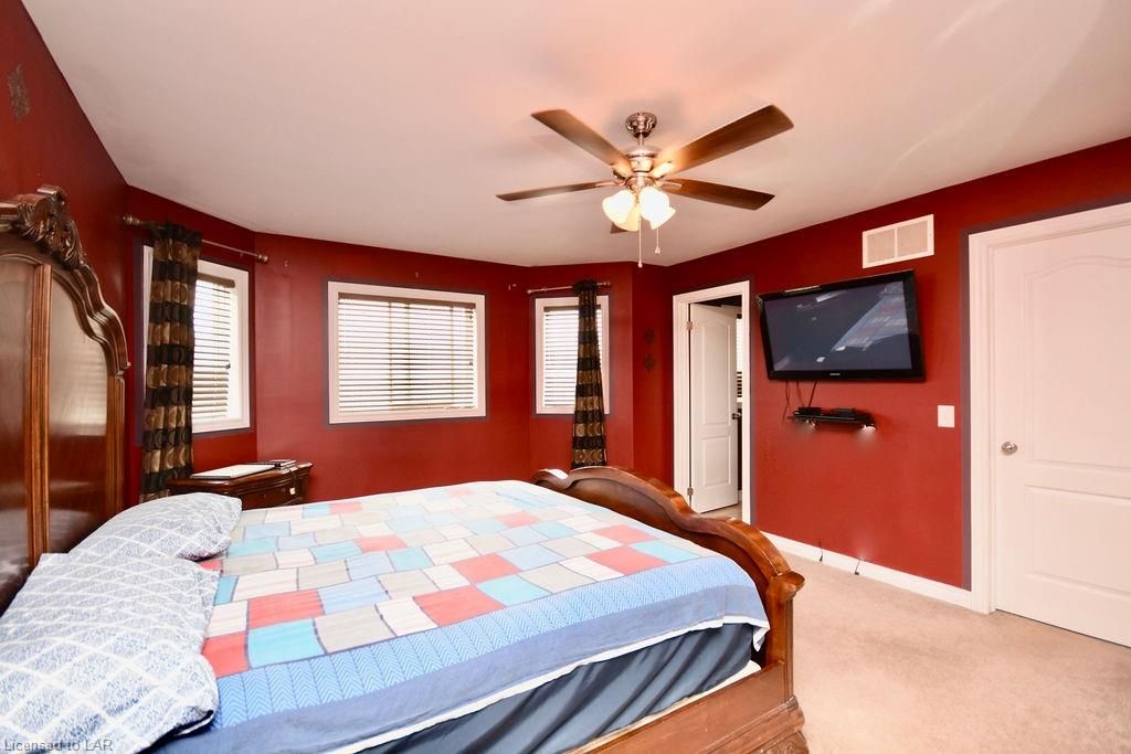 Single Family Residence sold at 27 Pearl Drive, Orillia, ON, L3V 0A5 - Westridge - MLS: 40170904