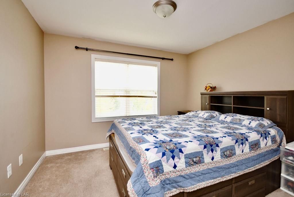 Single Family Residence sold at 27 Pearl Drive, Orillia, ON, L3V 0A5 - Westridge - MLS: 40170904