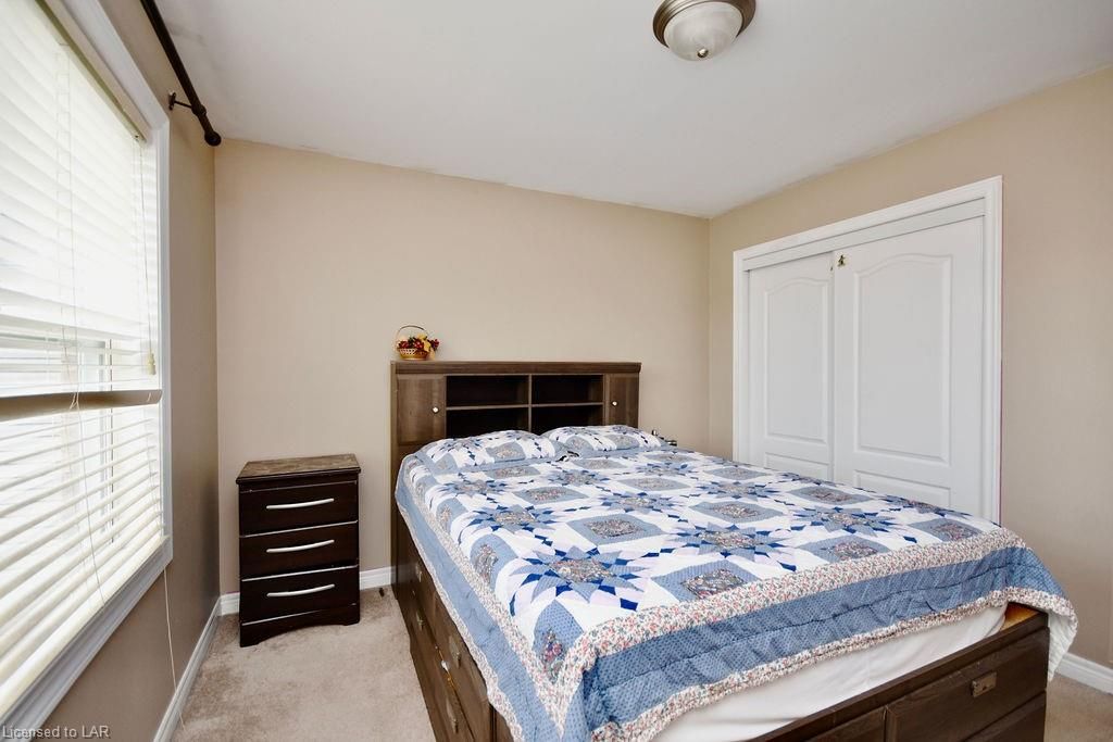 Single Family Residence sold at 27 Pearl Drive, Orillia, ON, L3V 0A5 - Westridge - MLS: 40170904