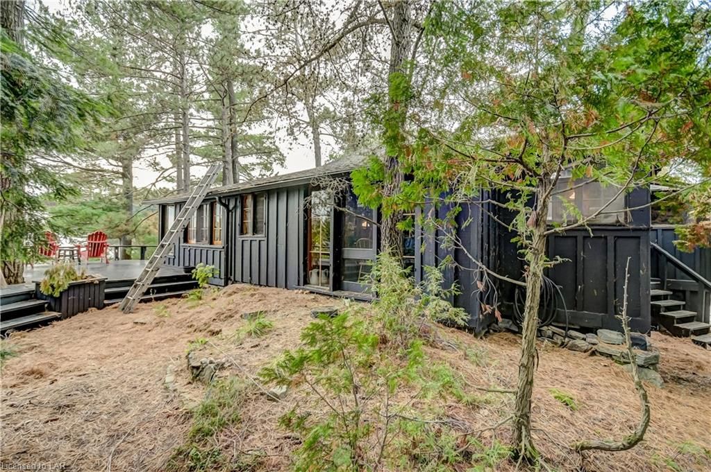 Single Family Residence sold at 1 Dunbarton Island, Port Carling, ON, P0B 1J0 - Medora - MLS: 40177458