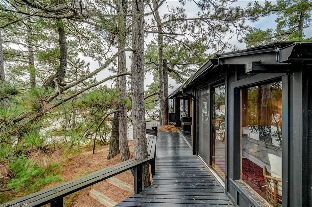 Single Family Residence sold at 1 Dunbarton Island, Port Carling, ON, P0B 1J0 - Medora - MLS: 40177458