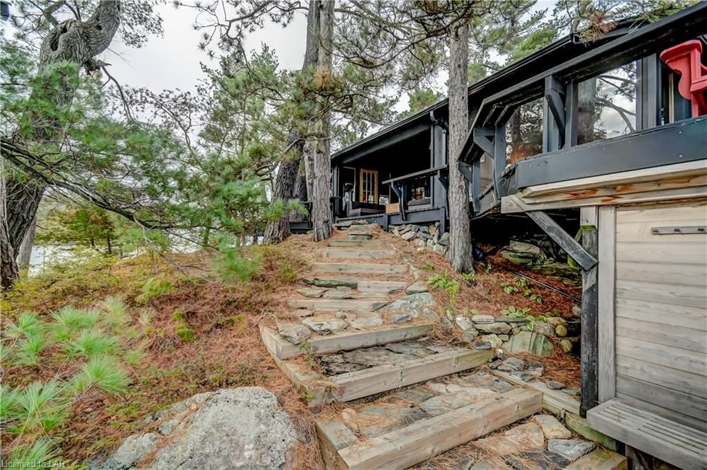 Single Family Residence sold at 1 Dunbarton Island, Port Carling, ON, P0B 1J0 - Medora - MLS: 40177458