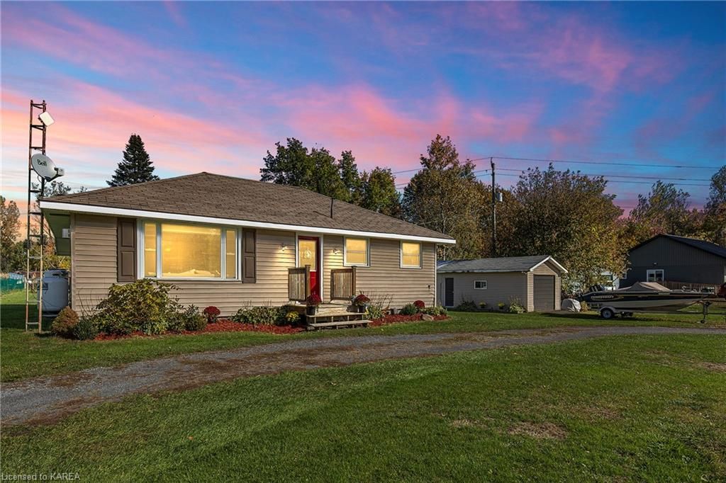 Single Family sold at 1805 COUNTY ROAD 10, Cherry Valley, Ontario, K0K 1P0 - Athol Ward - MLS: 40181847