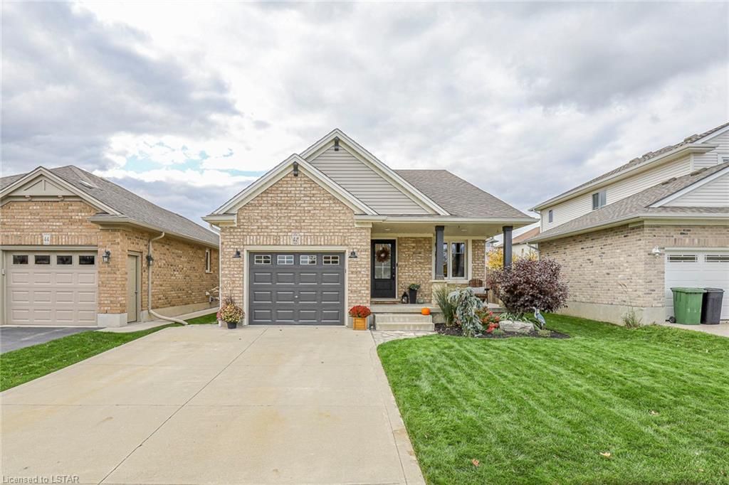Single Family sold at 42 PINE VALLEY Drive, St. Thomas, Ontario, N5P 0B1 - NE - MLS: 40183030
