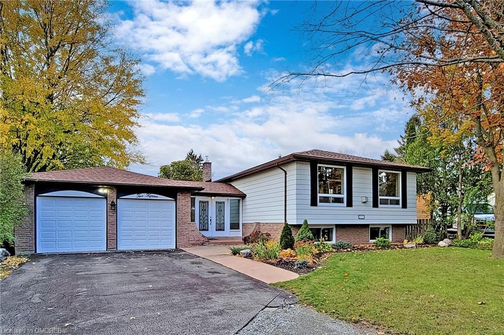 Single Family sold at 215 HICKORY Lane, Barrie, Ontario, L4N 4J9 - Innishore - MLS: 40183236