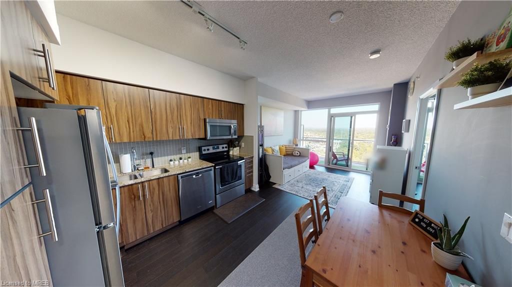 Condo/Apt Unit sold at 1912-65 Speers Road Road, Oakville, OO Old Oakville, L6K 0J1 - MLS: 40188772