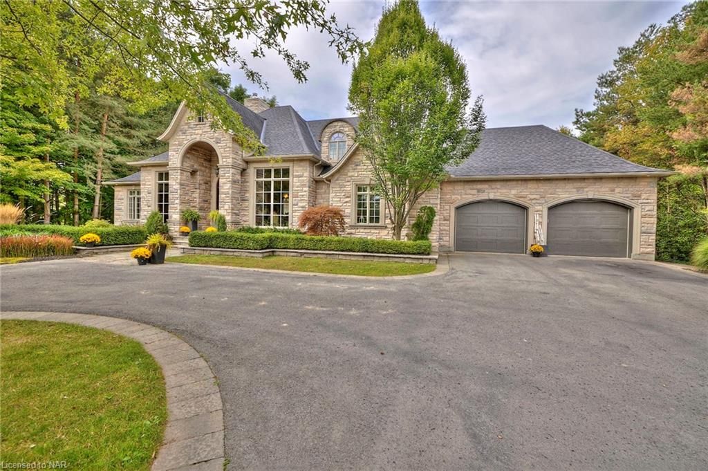 Single Family sold at 1000 EFFINGHAM Street, Fonthill, Pelham Fenwick, L0S 1C0 - MLS: 40191993