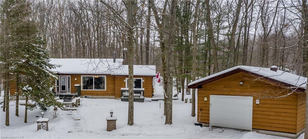 Single Family sold at 11 BOURGEOIS Crescent, Tiny, Ontario, L9M 0H3 - Tiny - MLS: 40193502