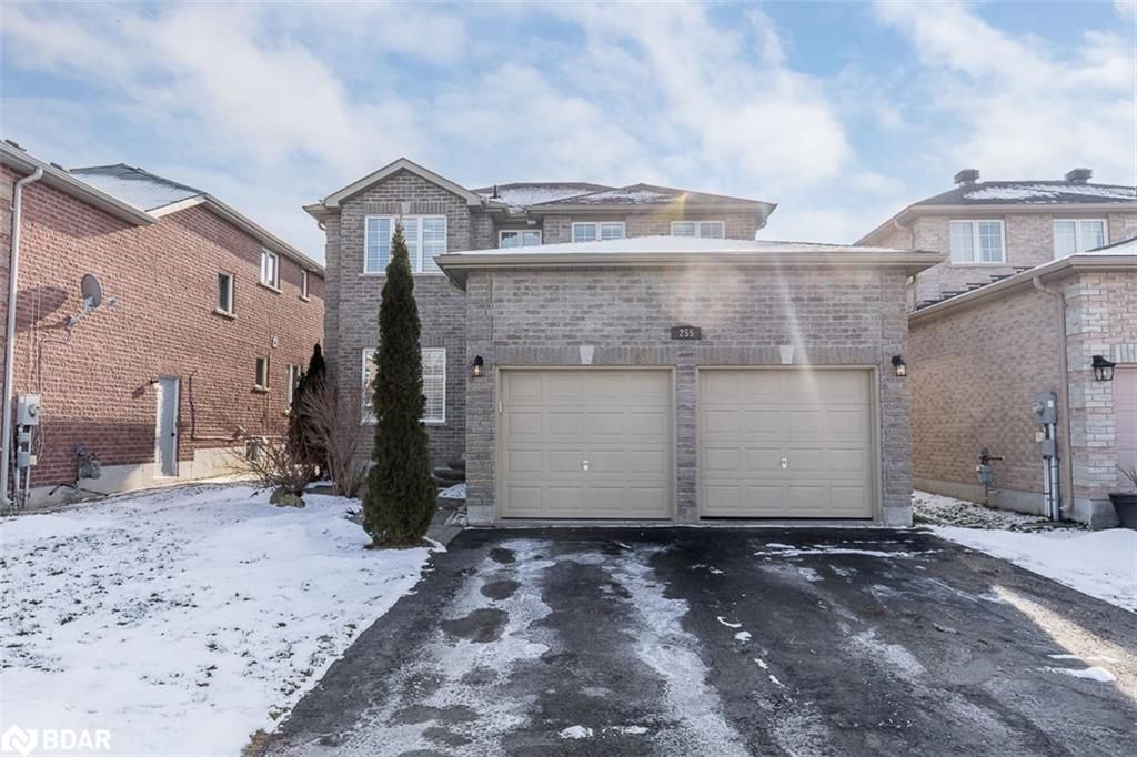 Single Family sold at 255 COUNTRY Lane, Barrie, Ontario, L4N 0Y3 - Painswick - MLS: 40197830
