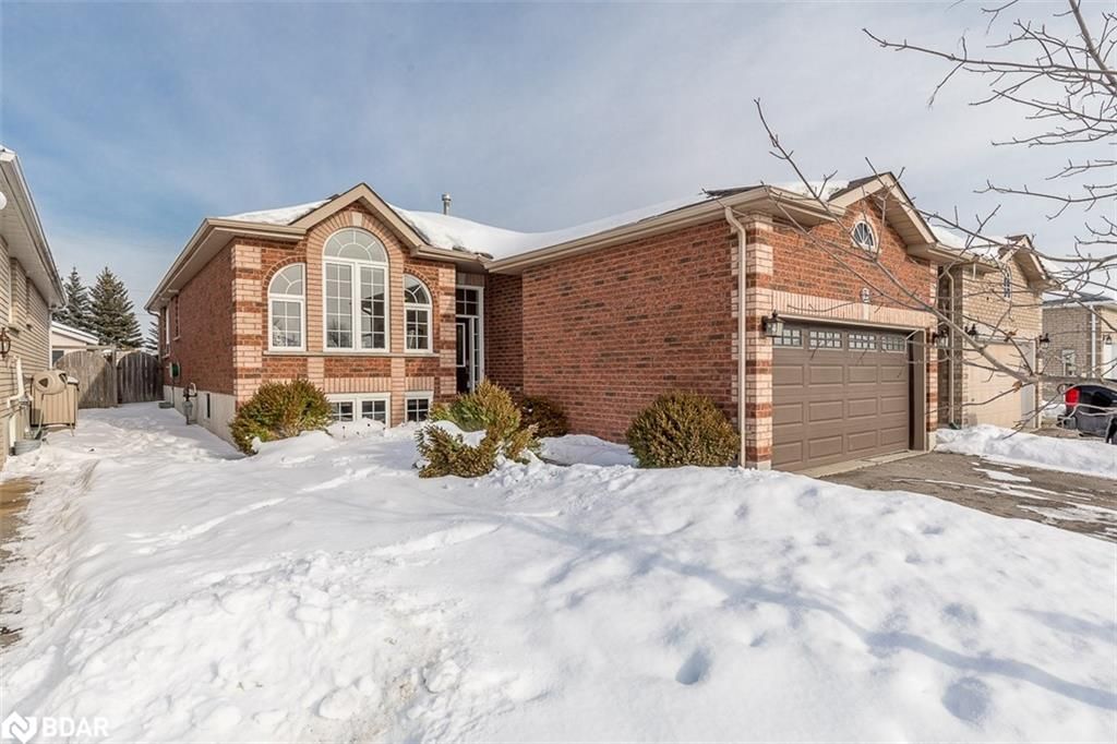 Single Family sold at 12 DANIELLE Crescent, Barrie, Ontario, L4N 0Y6 - Painswick - MLS: 40204106