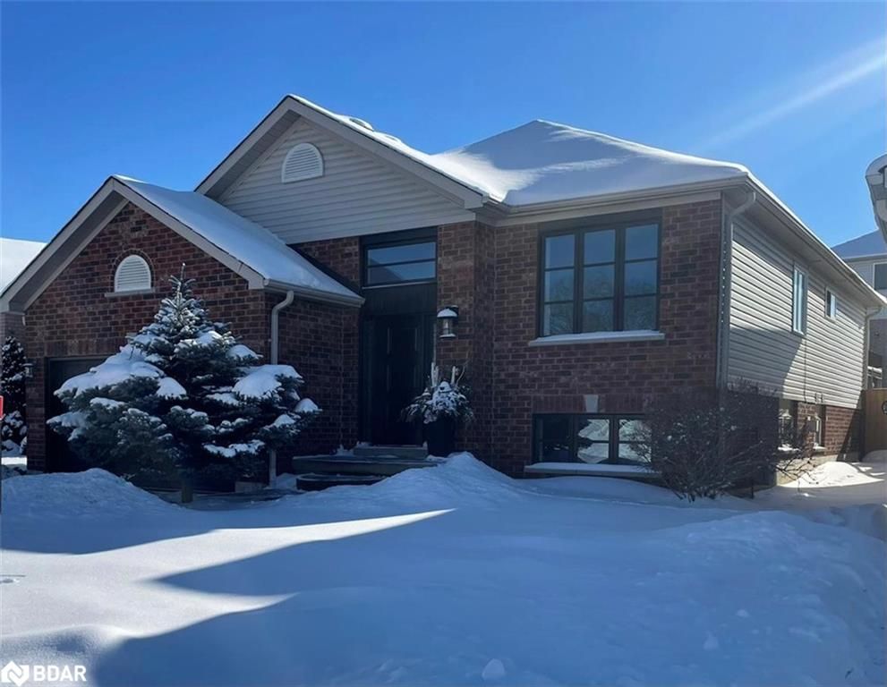 Single Family sold at 53 COUNTRY Lane, Barrie, Ontario, L4N 0E8 - Painswick - MLS: 40204619