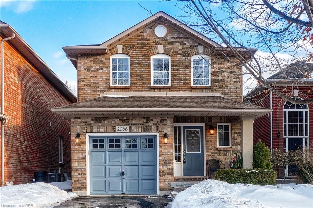 Single Family sold at 2068 SHADY GLEN Road, Oakville, Ontario, L6M 3P1 - WM Westmount - MLS: 40208437