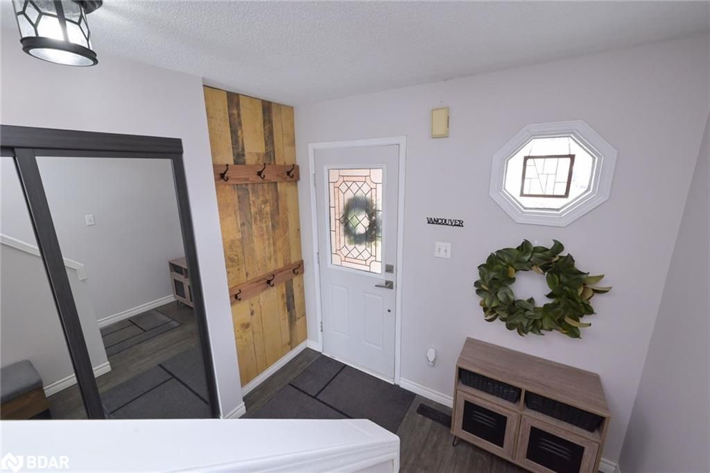 Row/Townhouse sold at 2139 Ferguson Street, Innisfil, ON, L9S 1X5 - Alcona - MLS: 40209727