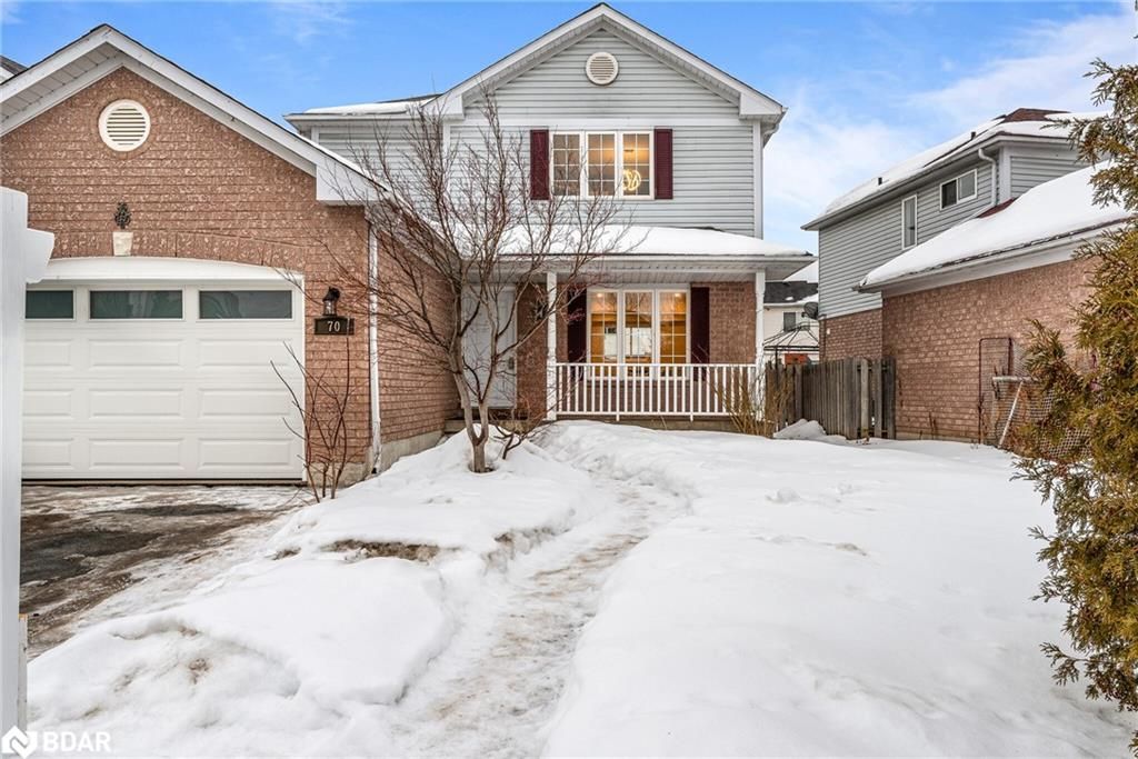 Single Family sold at 70 LEGGOTT Avenue, Barrie, Ontario, L4N 8B7 - Painswick - MLS: 40210141