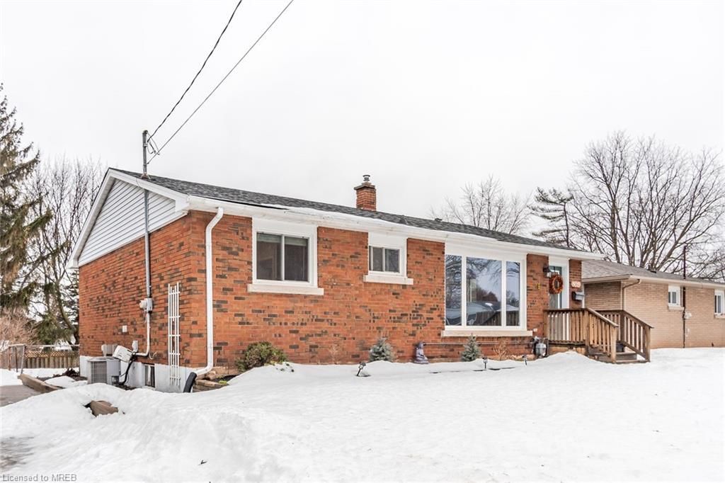 Single Family sold at 6364 SHERWOOD Road, Niagara Falls, Ontario, L2E 5L8 - Morrison - MLS: 40212652