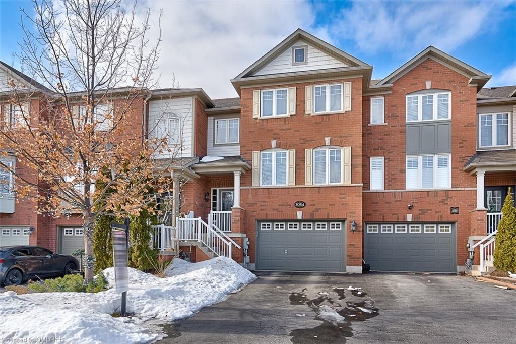 Row/Townhouse sold at 3084 HIGHBOURNE Crescent, Oakville, Ontario, L6M 5H1 - BC Bronte Creek - MLS: 40215112
