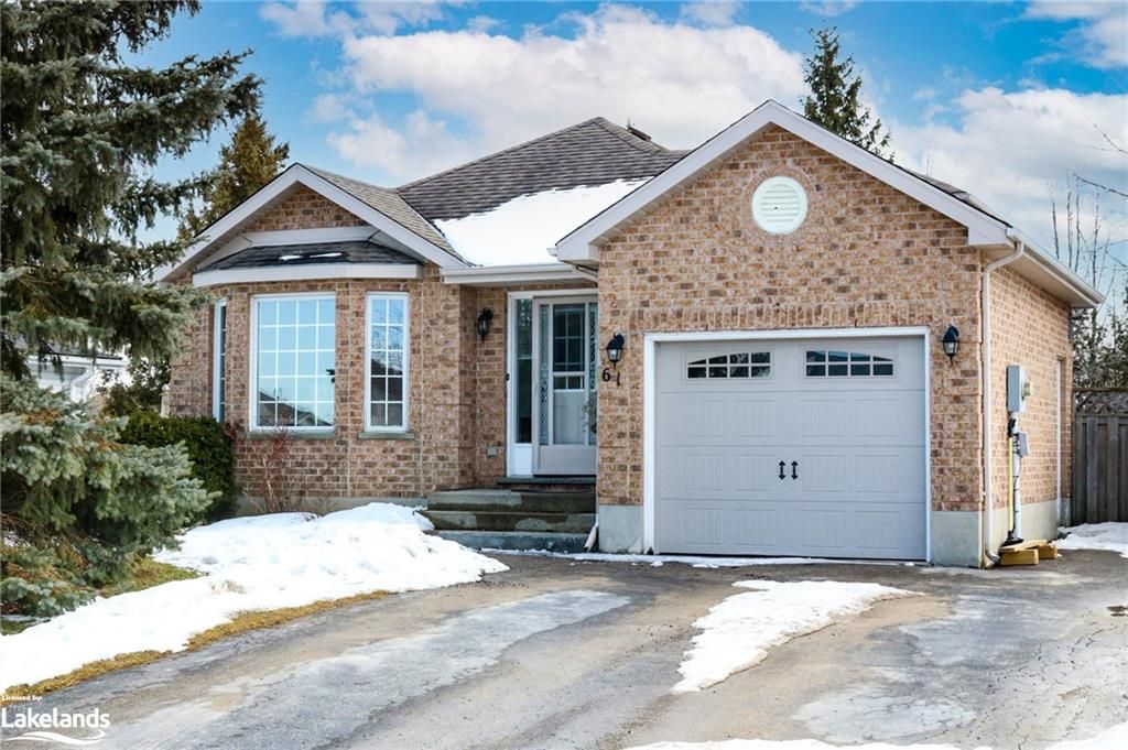 Single Family sold at 61 ALBERY Court, Meaford, Ontario, N4L 1J8 - Meaford - MLS: 40224521