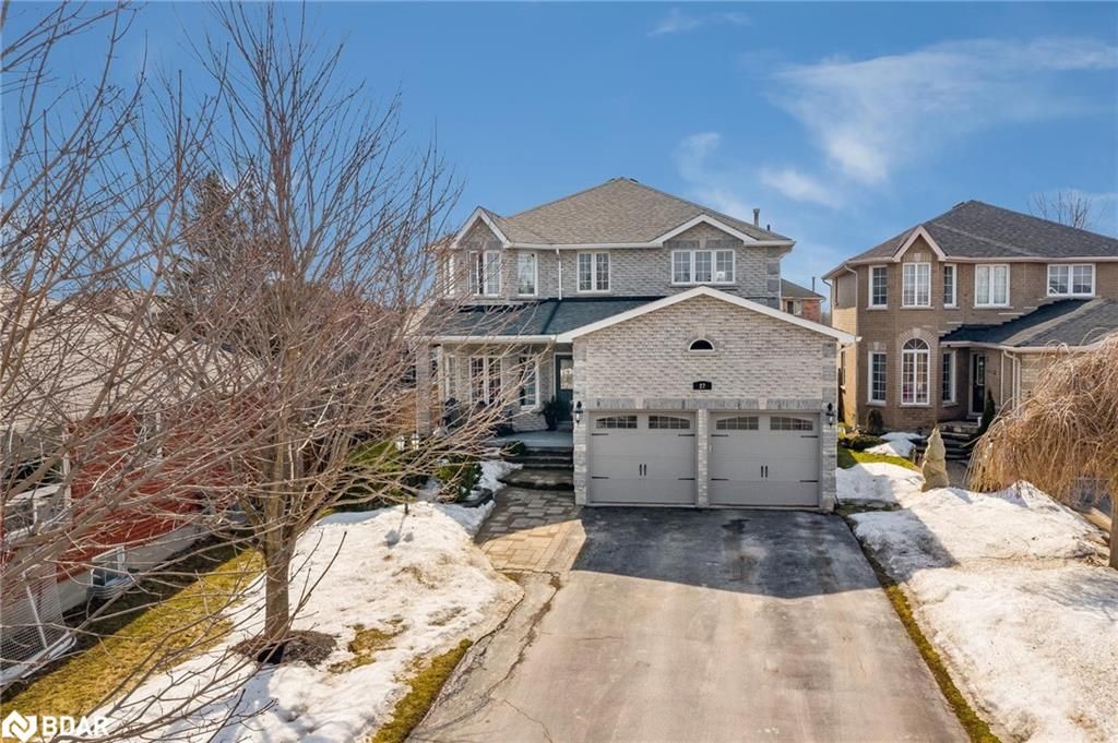 Single Family sold at 27 MERGANSER Court, Barrie, Ontario, L4N 8W7 - Painswick - MLS: 40226297