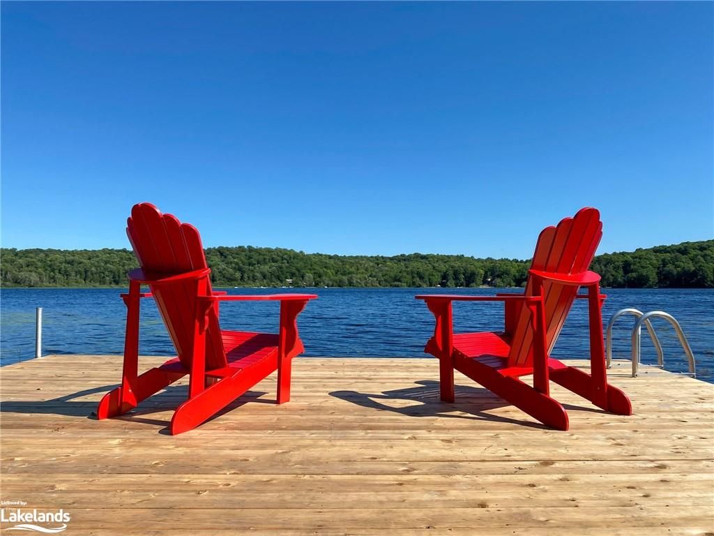 Single Family sold at 121 NORTH DEER LAKE Road, Port Sydney, Ontario, P0B 1L0 - Stephenson - MLS: 40227998