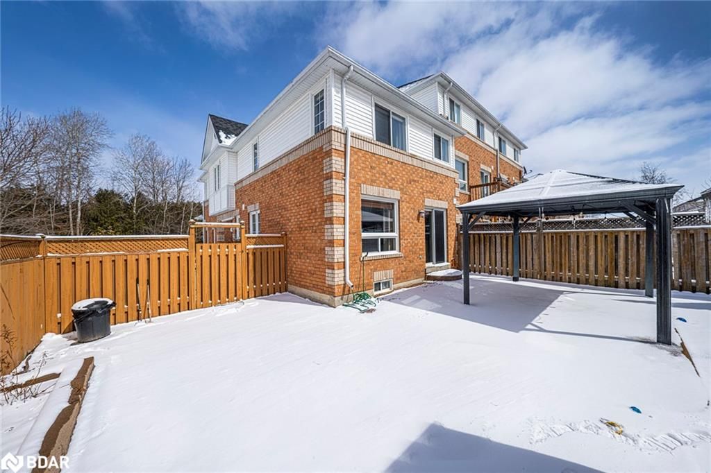 Row/Townhouse sold at 1424 Forest Street, Innisfil, ON, L9S 4Y3 - Alcona - MLS: 40232053