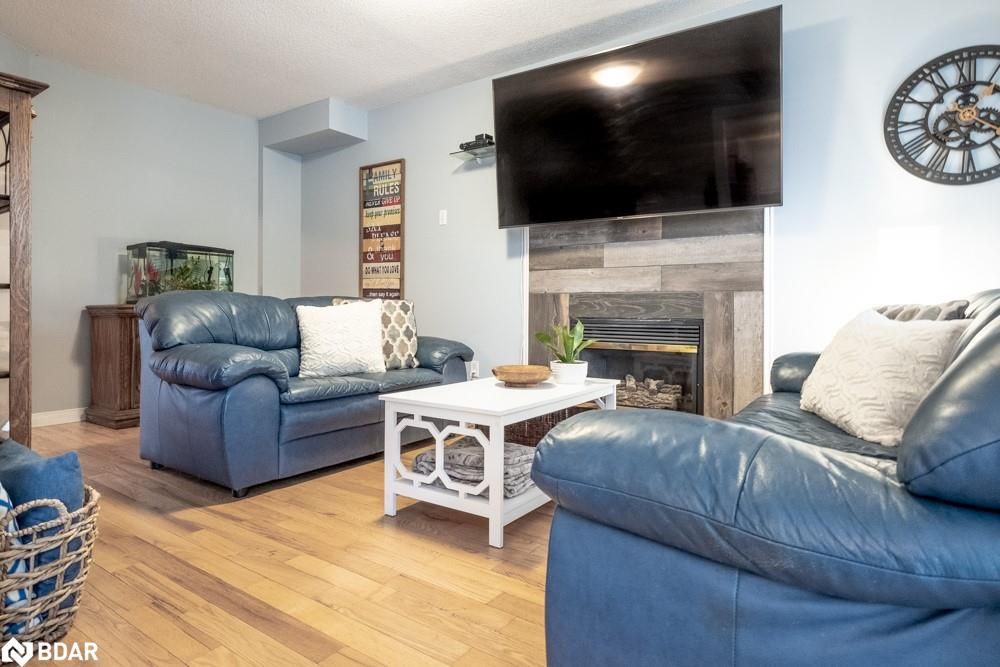 Single Family Residence sold at 386 Cundles Road, Barrie, ON, L4N 7C7 - West - MLS: 40242574