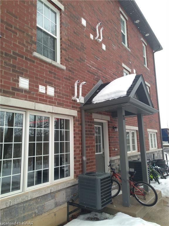 15 - 242 Penetanguishene Road