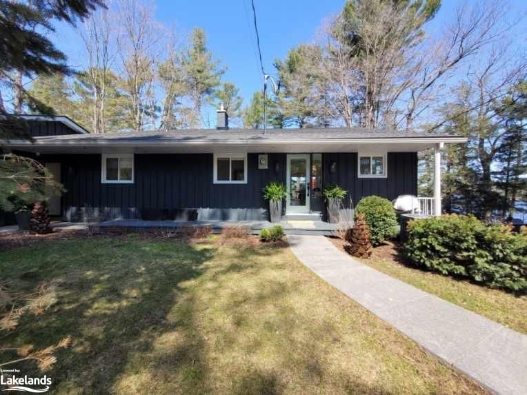 Single Family Residence sold at 2872 Muskoka Road 118, Port Carling, ON, P0A 1J0 - Monck (Muskoka Lakes) - MLS: 40250173