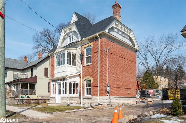 87 Owen Street