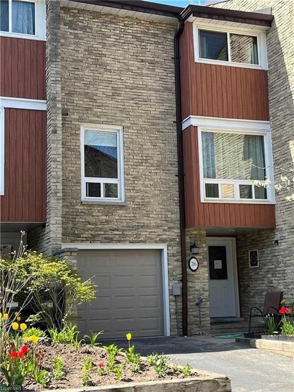 Row/Townhouse sold at 26-915 Inverhouse Drive, Mississauga, ON, L5J 4B2 - Clarkson - MLS: 40263128