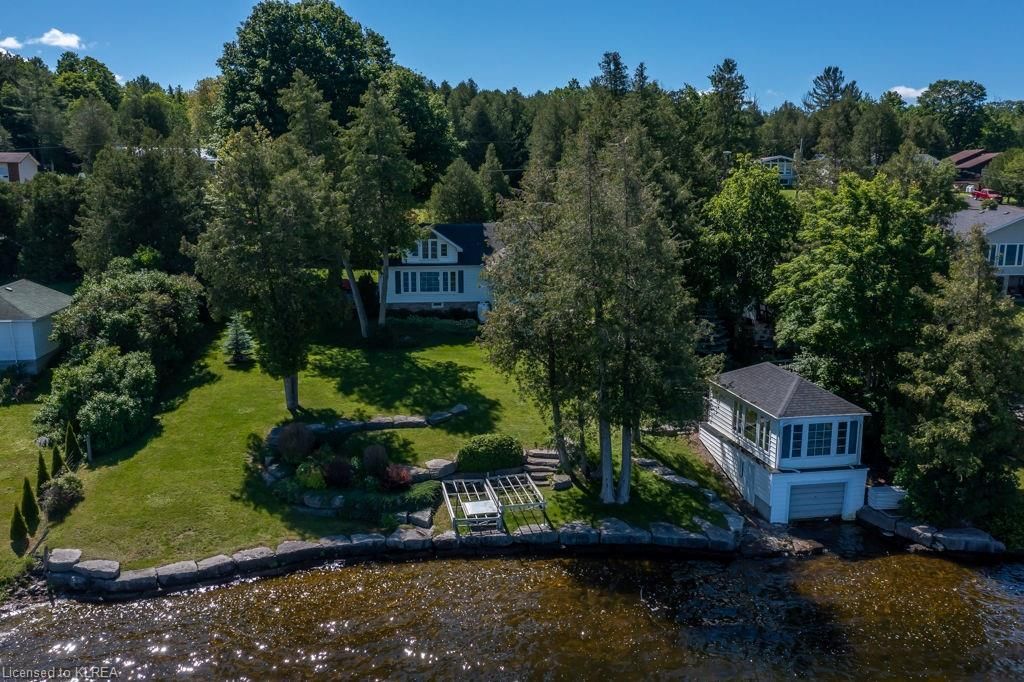 Single Family Residence sold at 838 Cedar Glen Road, Dunsford, ON, K0M 1L0 - Bobcaygeon (Town) - MLS: 40278440
