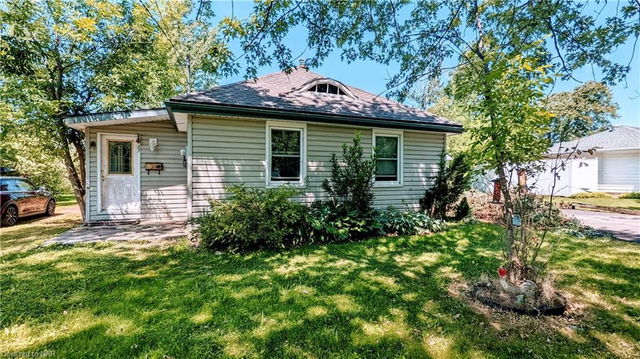 89 Maple Leaf Avenue