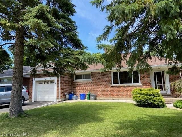 Single Family Residence sold at 2 Wanda Road, St. Catharines, Burleigh Hill, L2T 1S4 - MLS: 40283615