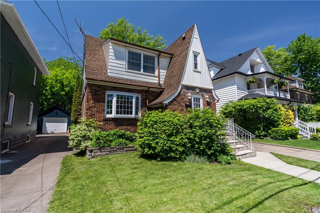 Single Family Residence sold at 293 Hellems Avenue, Welland, Welland Downtown, L3B 3B9 - MLS: 40291492