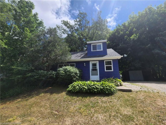 25 Boiler Beach Road