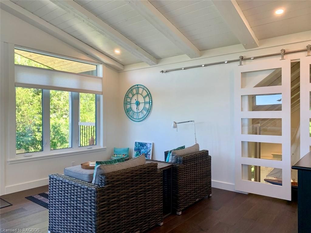 Single Family Residence sold at 34 Moore Street, Lions Head, ON, N0H 1W0 - Northern Bruce Peninsula - MLS: 40306274