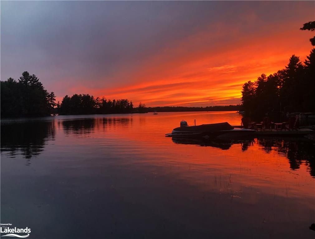 Single Family Residence sold at 11-1191 Glen Gordon Road, Muskoka Lakes, ON, P0B 1E0 - Monck (Muskoka Lakes) - MLS: 40306708