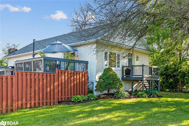 9 Maple Avenue