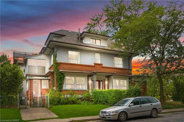 47 Northcliffe Boulevard