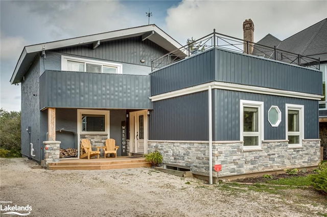 111 Carmichael Crescent