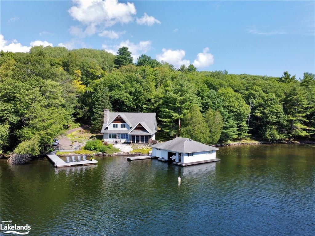 Single Family Residence sold at 4-1205 Joe River Road, Muskoka Lakes, ON, P0B 1J0 - Medora - MLS: 40313330