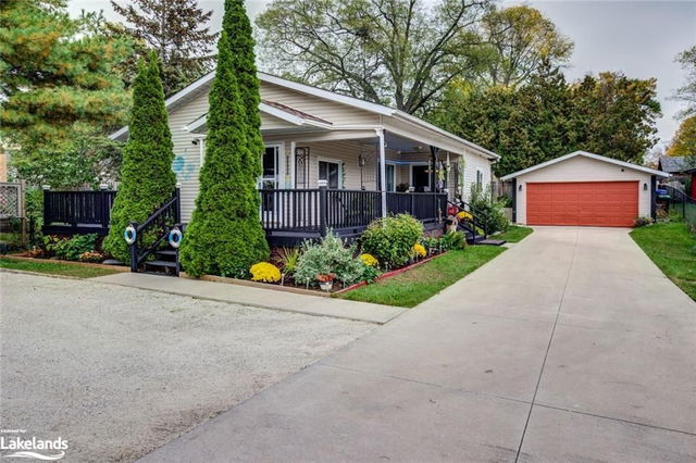 141 River Road