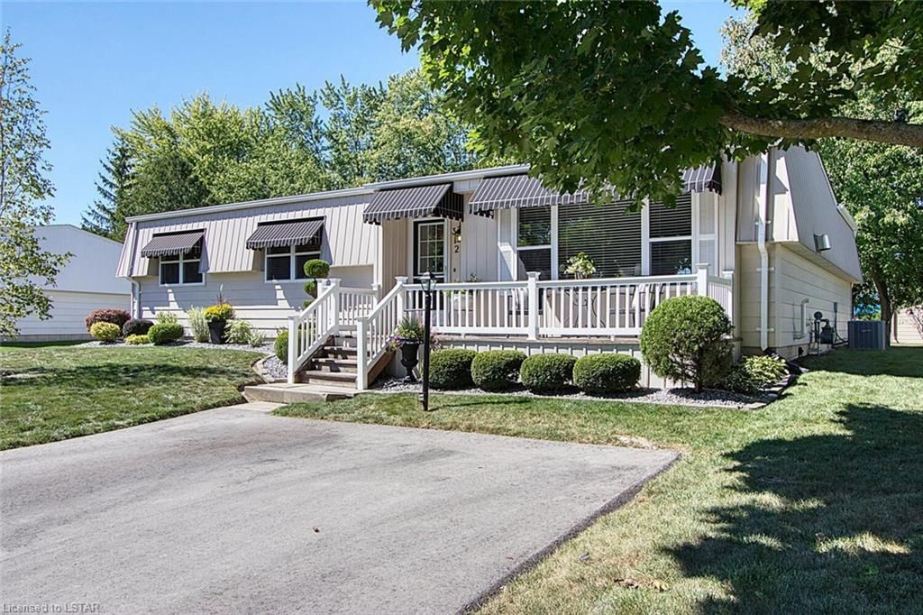 Single Family Residence sold at 312 Pinetree Lane, Grand Bend, ON, N0M 1T0 - stephen Township - MLS: 40318183