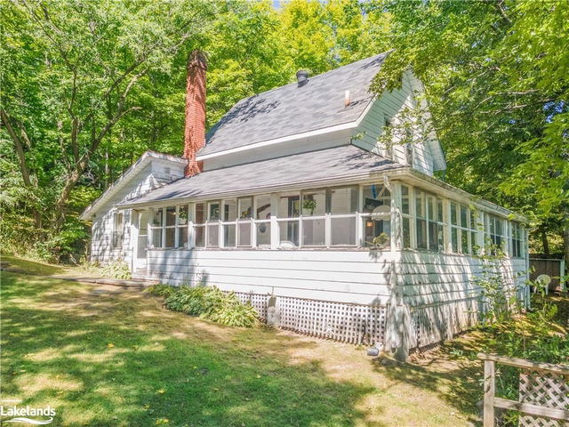 383 Champlain Road