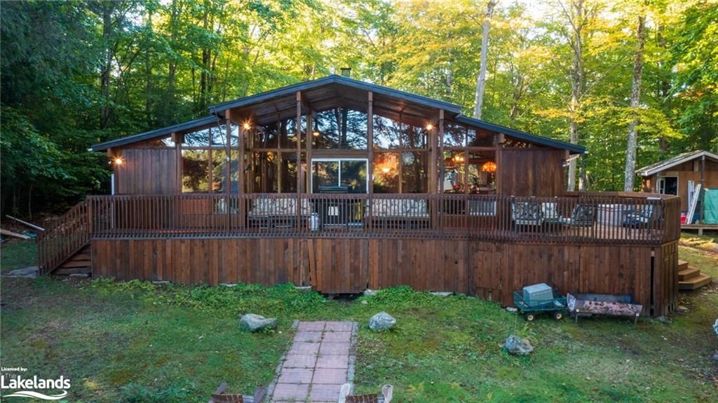 Single Family Residence sold at 112 South Crane Lake Road, The Archipelago, Archipelago South, P2A 0B7 - MLS: 40331315