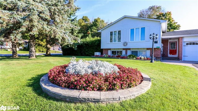 9 Spencer Trail