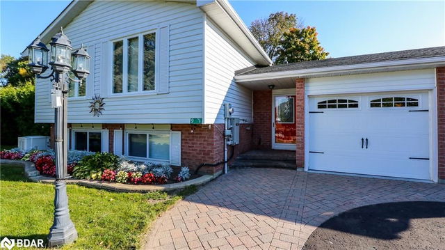 9 Spencer Trail