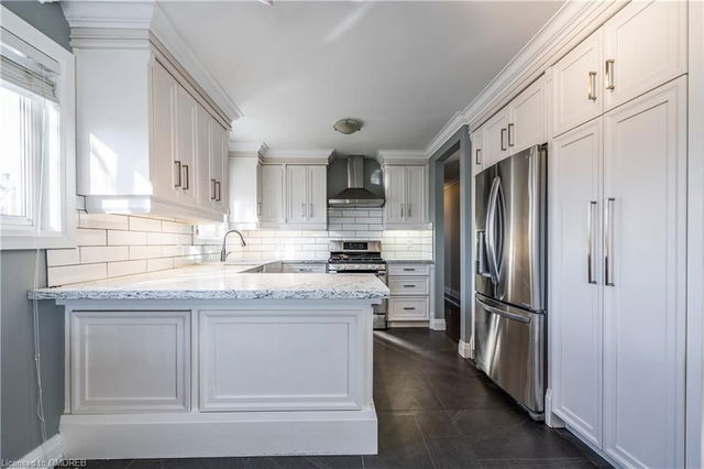 4 Mallard Crescent