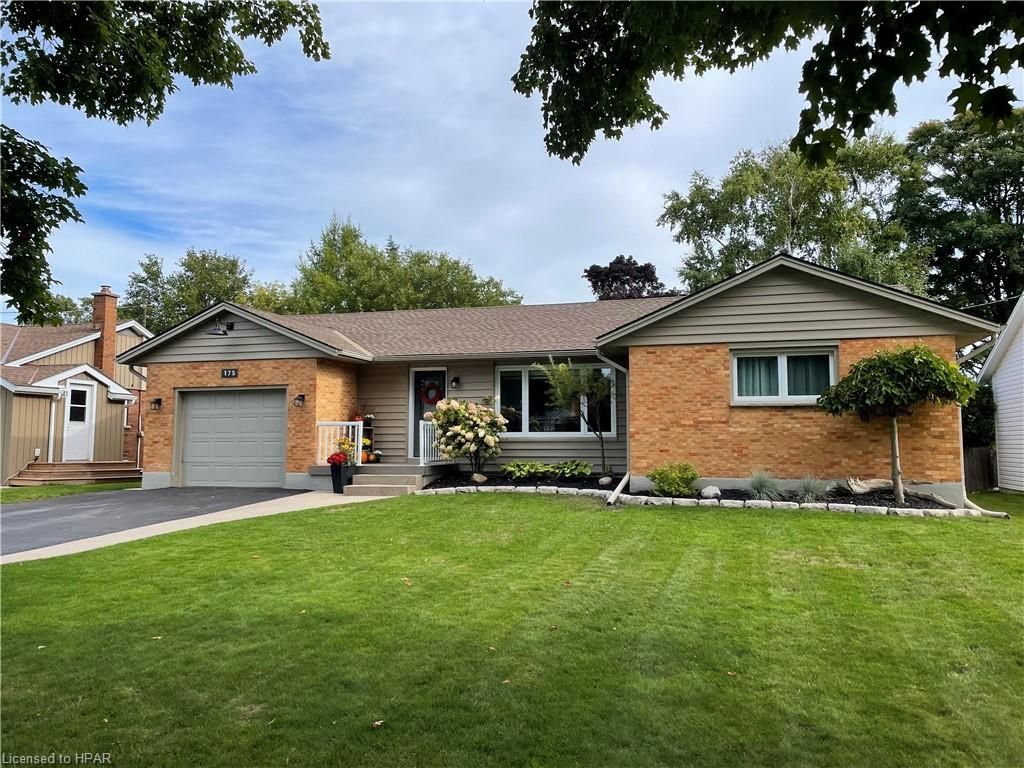 Single Family Residence sold at 175 Jones Street, Goderich, ON, N7A 3B5 - Goderich Town - MLS: 40337887